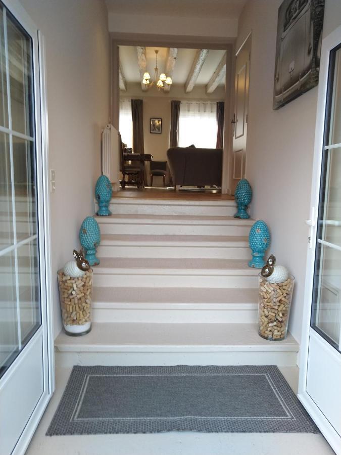 Les Bessonnes Bed and Breakfast Saint-Georges-Haute-Ville Exteriör bild