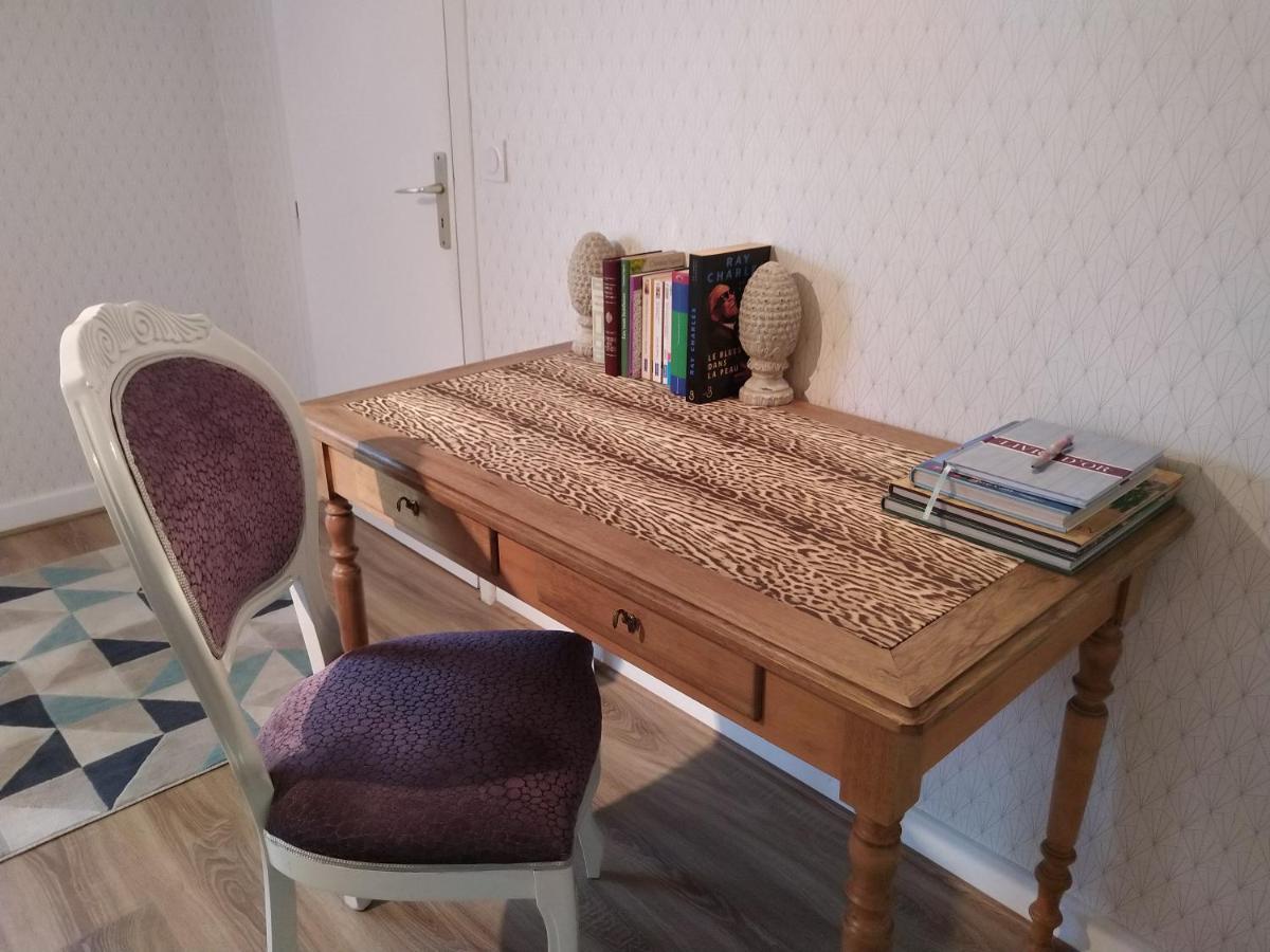 Les Bessonnes Bed and Breakfast Saint-Georges-Haute-Ville Exteriör bild
